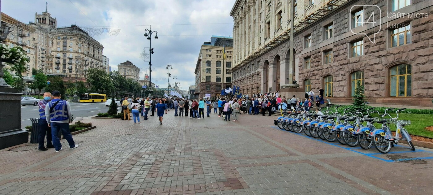 Против застройки и коррупции: в Киеве снова митинговали на Крещатике, - ФОТО, фото-1