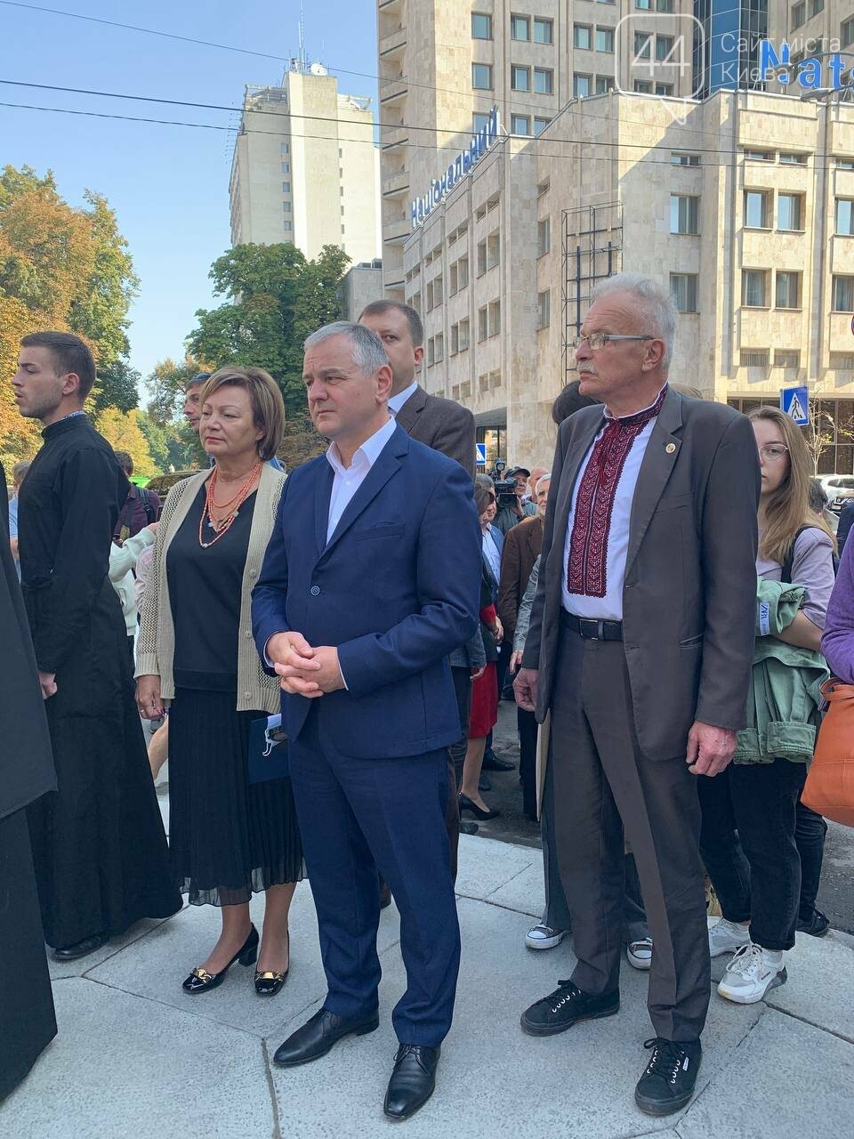 "И ты - Франко": в Киеве открыли памятный знак украинскому писателю, - ФОТО, ВИДЕО, фото-3, 44.ua