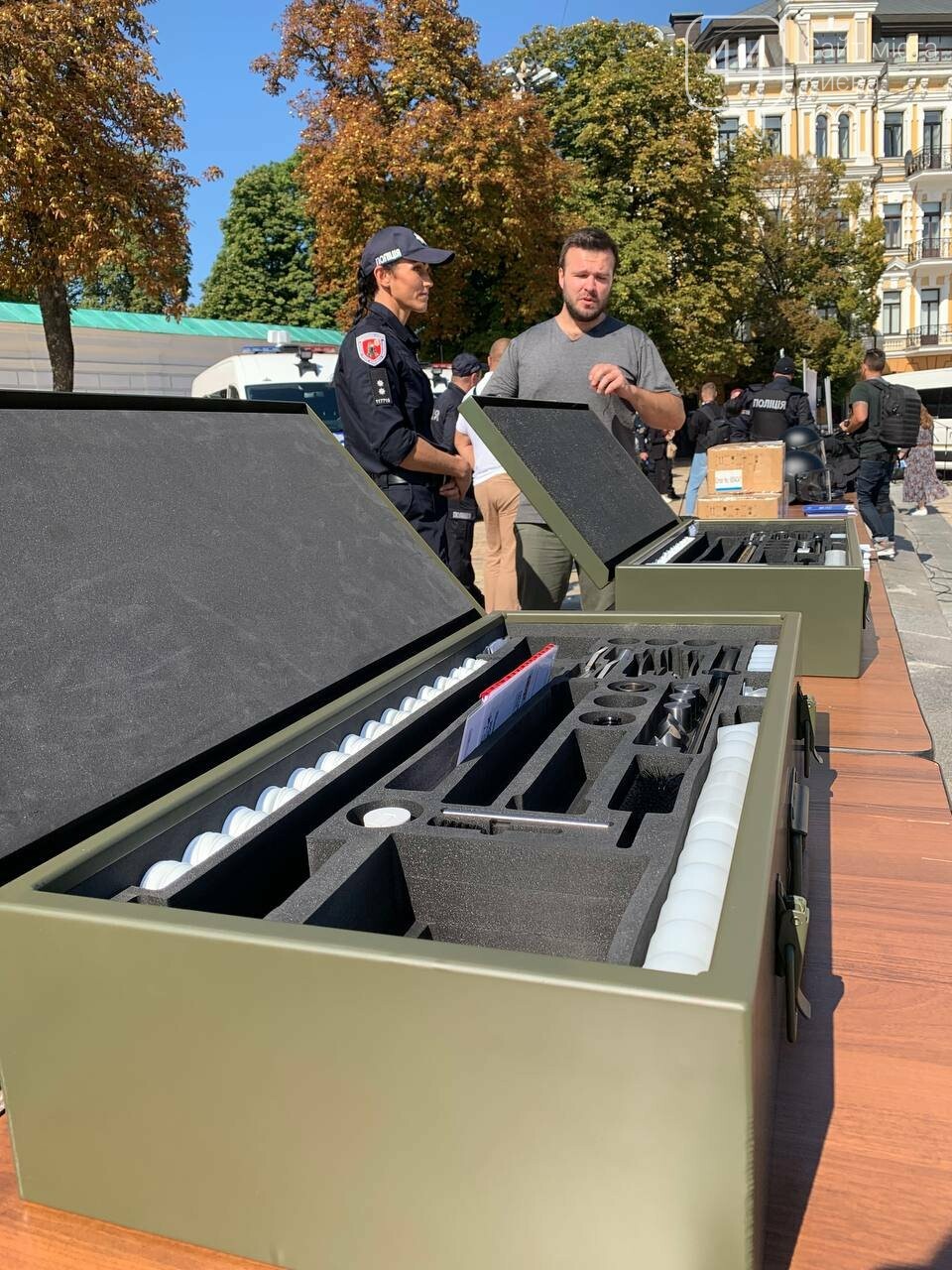 Почти 60 новых автомобилей: ЕС подарил Нацполиции технику на сумму 3,4 млн евро, - ФОТО, ВИДЕО, фото-16, 44.ua