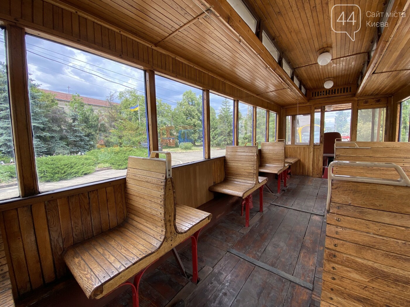 Вагон ще ремонтують, але він вже ходить