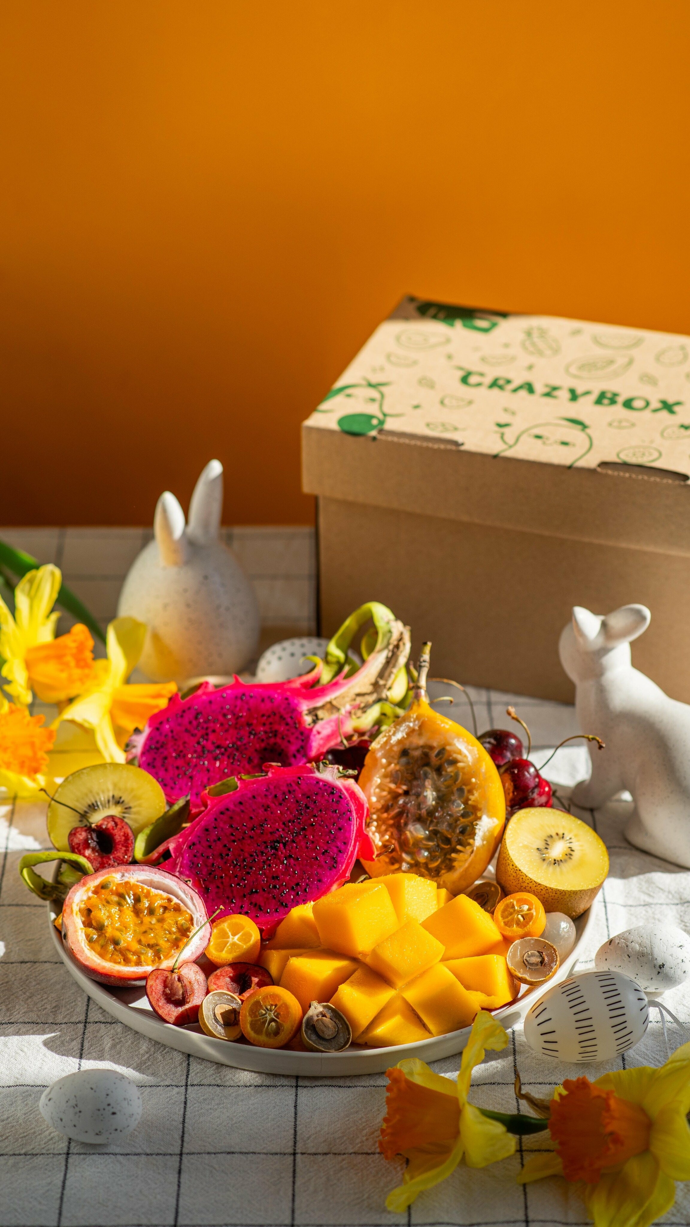 CrazyBox - доставка екзотичних і сезонних фруктів в подарункових коробках по Києву і Україні!