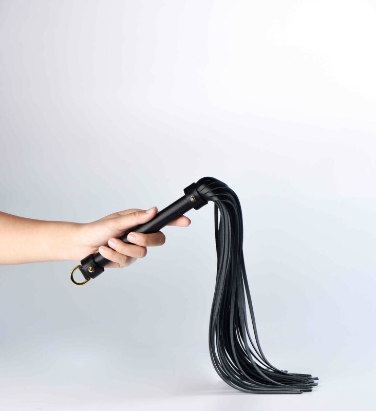 Флоггер (батіг) італійська шкіра UPKO Leather Flogger з позолотою, чорний - Изображение 5