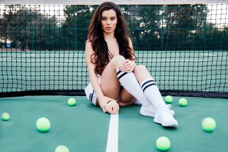 Мастурбатор вагіна в колбі Fleshlight Girls Lana Rhoades, рельєфний, кібершкіра, бежевий, 25 х 5 см - Зображення 6