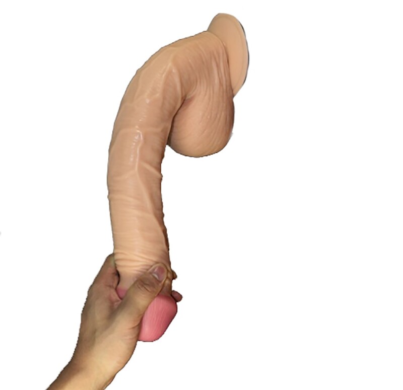 Фалоімітатор гігантський реалістичний на присосці Lovetoy бежевий, 32 х 5.6 см - Изображение 3