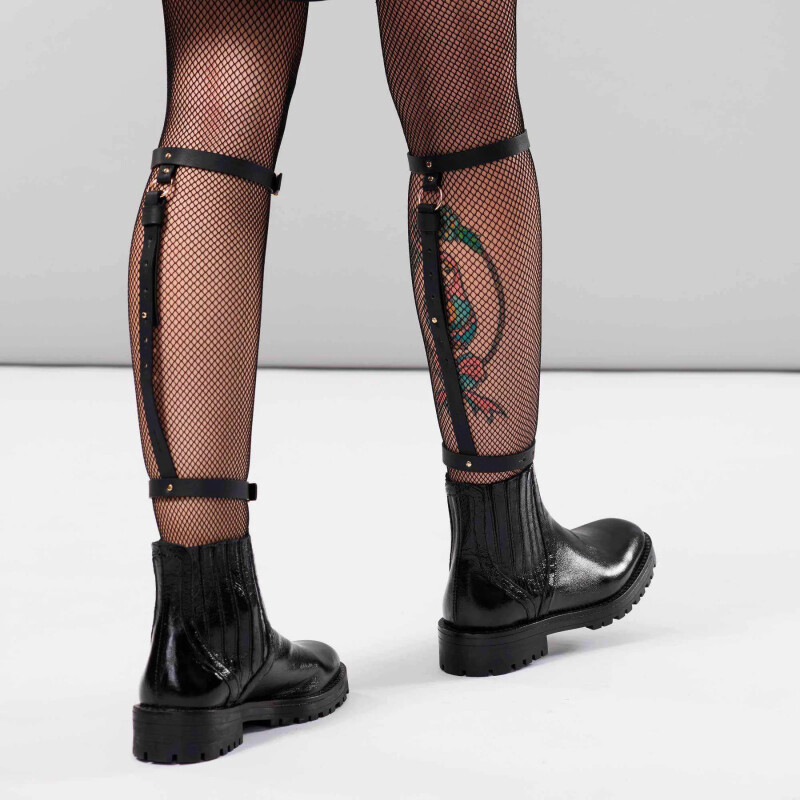 Гартери для гомілок Bijoux Indiscrets Maze Back Leg Garter, чорні - Изображение 3