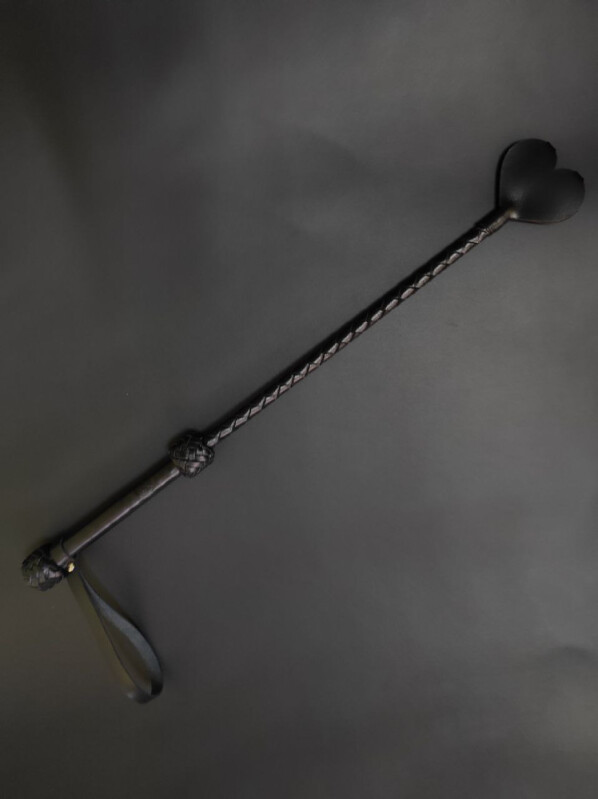 Стек із серцем, шкіряний для БДСМ Candy Hero Heart, довгий, чорний