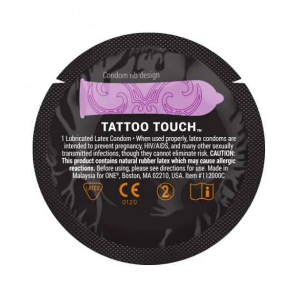 Презерватив із рельєфними візерунками тату One Tattoo Touch, фіолетовий, 1 шт. - Изображение 1