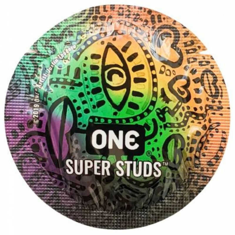 Презерватив One Super Studs, з точковим рельєфом, 1 шт.