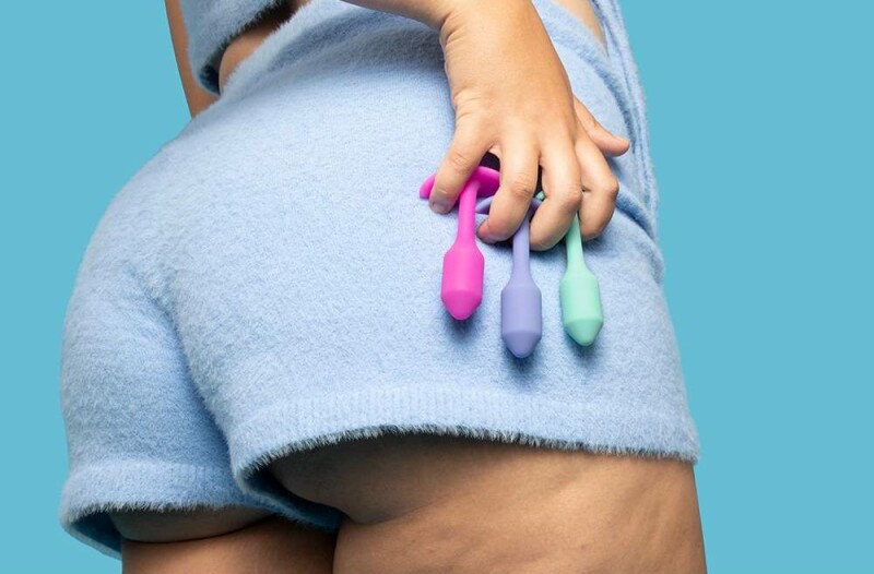 Анальна пробка із зміщеним центром ваги, S, B-vibe Snug Plug 1 рожева, 8.6 х 2.2 см