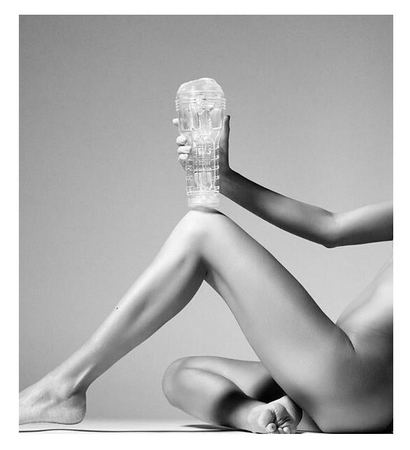 Мастурбатор анус у колбі Fleshlight Ice Butt Crystal, кібершкіра, прозорий, 25 х 9 см - Изображение 4