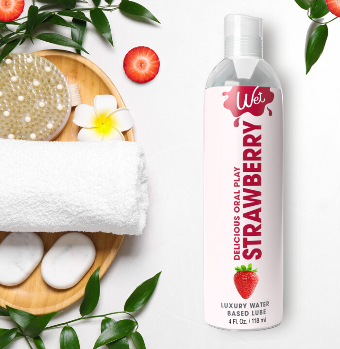 Лубрикант оральний Wet Warming Strawberry 30 мл на водній основі з розігрівом зі смаком полуниці - Изображение 1