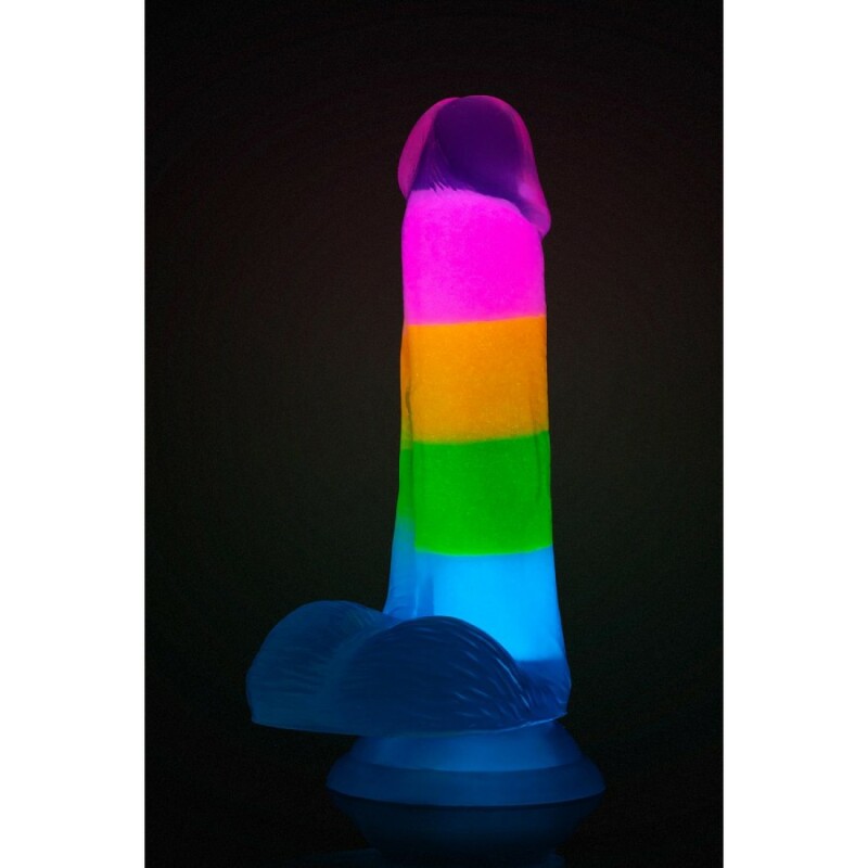 Фалоімітатор реалістичний Blush Rainbow Rave світиться в темряві, різнокольоровий, 16.5 х 3.2 см - Изображение 4