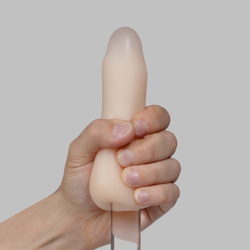 Мастурбатор-яйце Crushious Ezy Egg the Lover вагіна, бежевий, 8.7 х 5.6 см - Изображение 3