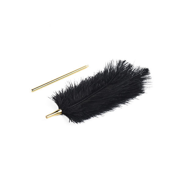 Перо Premium Feather Tickler UPKO з позолоченою ручкою - Изображение 3