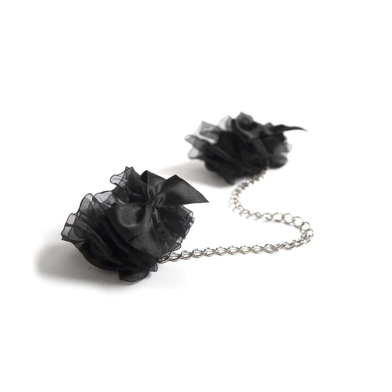 Наручники Bijoux Indiscrets - Frou Frou Organza handcuffs, з атласу та органзи - Изображение 1
