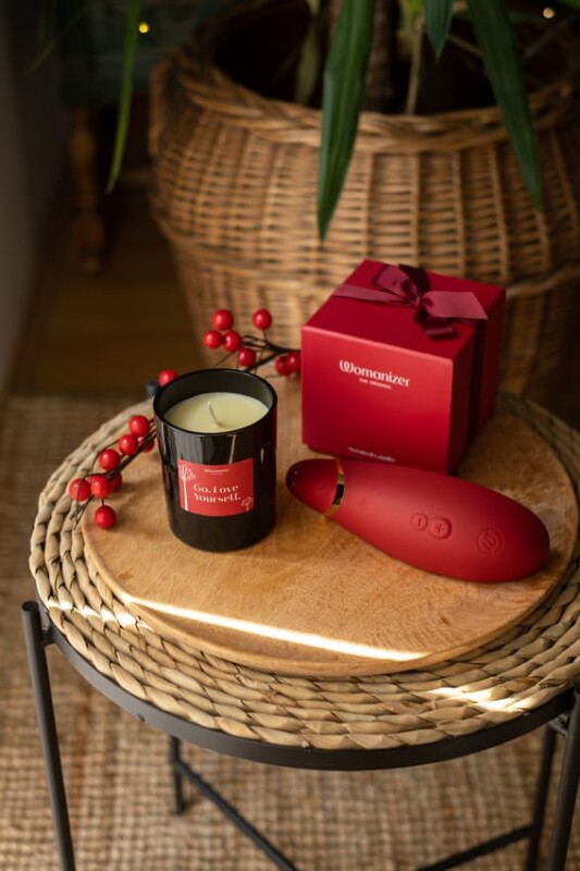 Масажна свічка Womanizer, 155 г, Scented Candle з ароматом білого чаю - Изображение 8