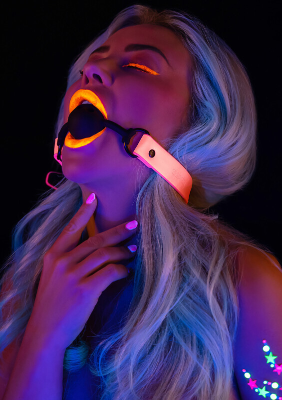 Кляп, що світиться в темряві Taboom Glow In The Dark, рожево-чорний - Изображение 2