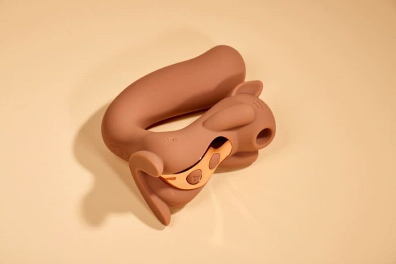 Вакуумний стимулятор клітора Sweet Em Sneaky Squirrel коричневий, з вібрацією, 10.5 х 8.9 см - Изображение 4