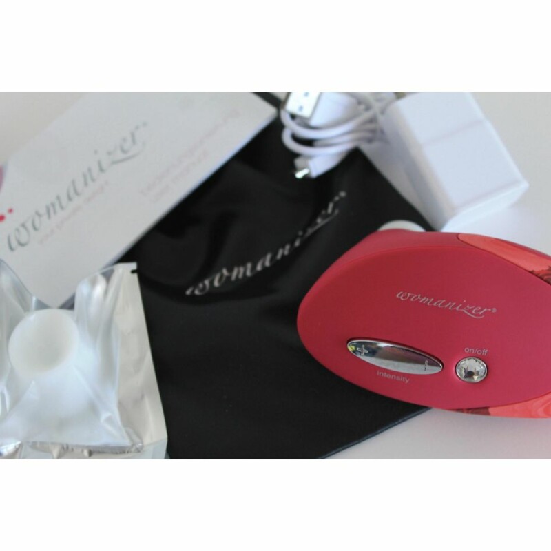 Кліторальний стимулятор Womanizer Pro W500 Red/Rose з квітковим принтом, червоний - Зображення 9