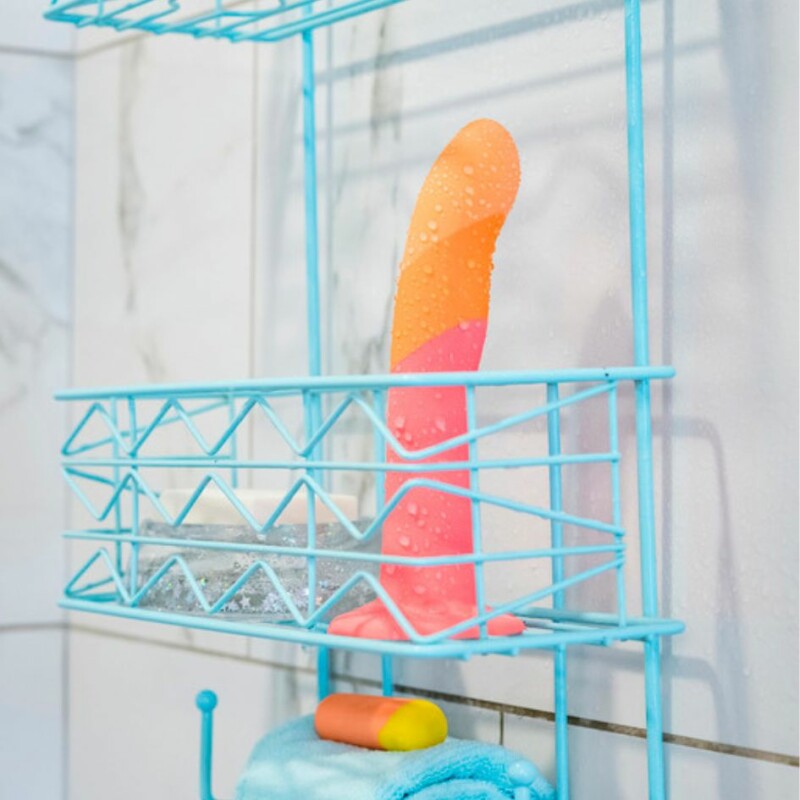 Нереалістичний фалоімітатор ROMP Dizi Dildo насадка на страпон на присосці, для точки G і P, помаранчевий, 18 см х 3.5 см - Изображение 6