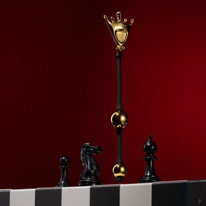 Вагінальні кульки The Chess Queen UPKO The Chess Collection металеві, чорно-золоті, 22 х 2.5 см - Зображення 1
