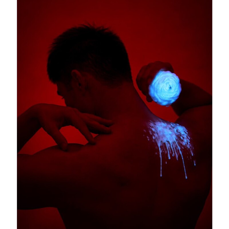 Свічка півонія люмінісцентна GlowKink 65 г, низькотемпературна, L, для БДСМ, блакитна - Изображение 9