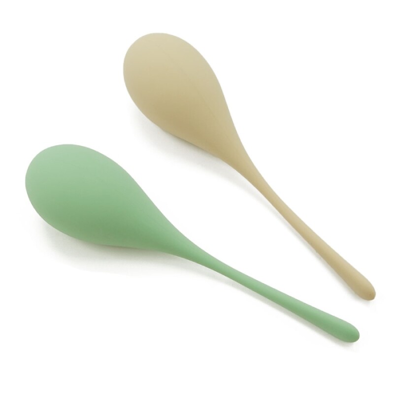 Тренажер Кегеля Sweet Em Kegel Ball з хвостиком, бежевий, 50 г, 14 х 3.3 см - Изображение 5