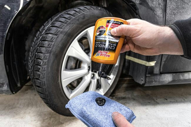Средство для чернения резины и пластика Moje Auto Plastic & Rubber Black 250 мл 19-644 (24) - Зображення 4