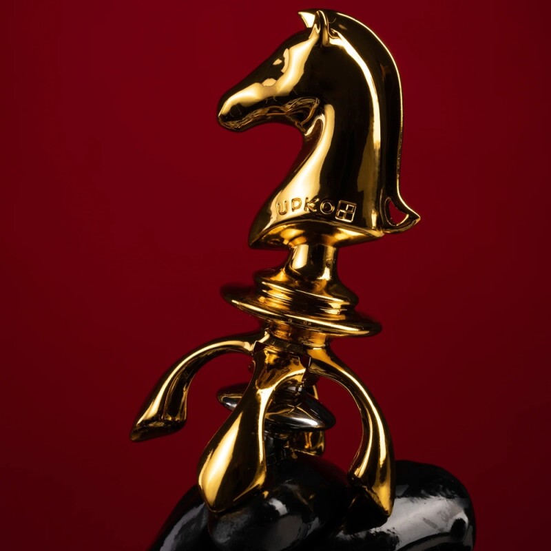 Уретральний катетер у вигляді шахової фігури Knight The Chess UPKO The Chess Collection з двома насадками, метал, срібно-золотий - Изображение 5
