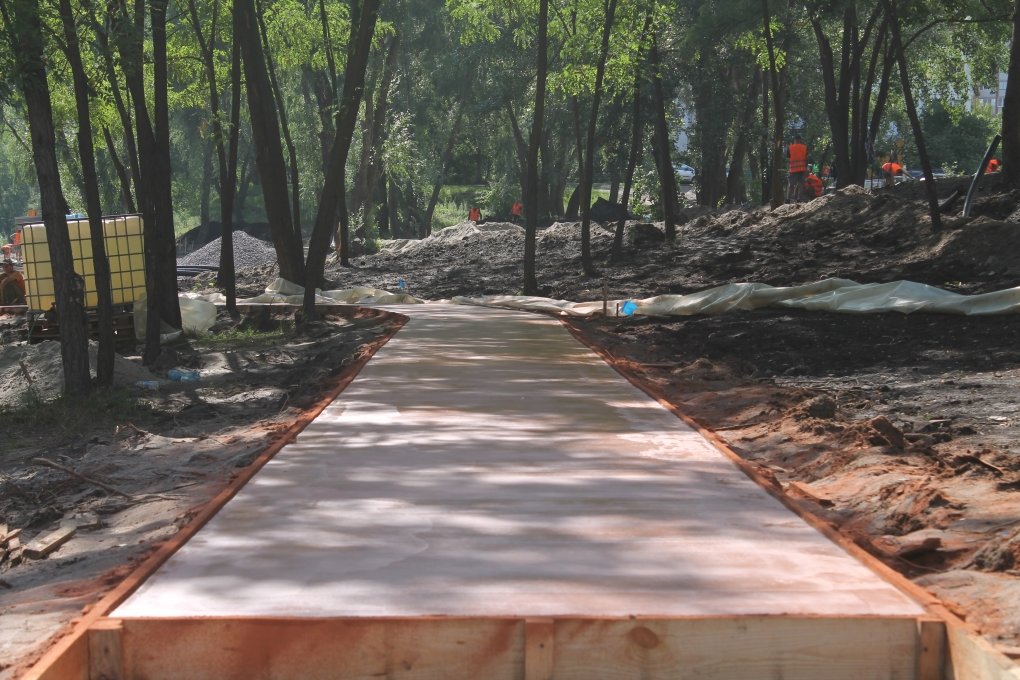 Фото: парк на Троещине (desn.kievcity.gov.ua)