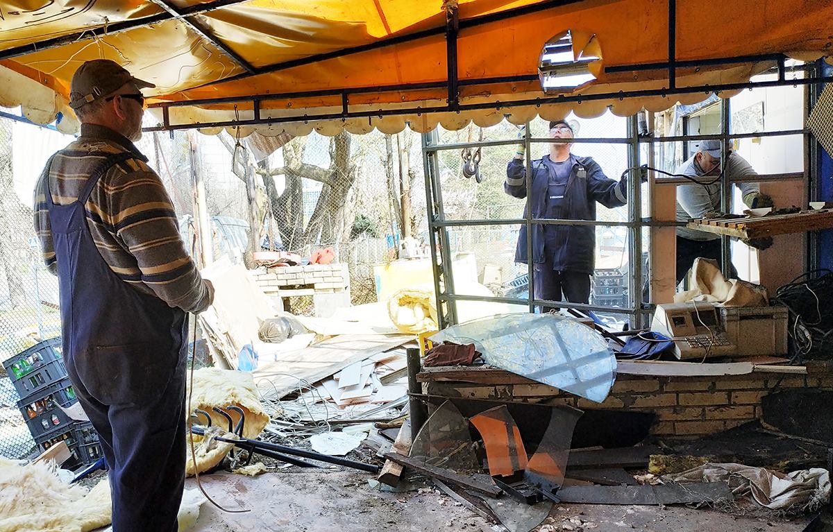 Разбирать больший Разбирать больший