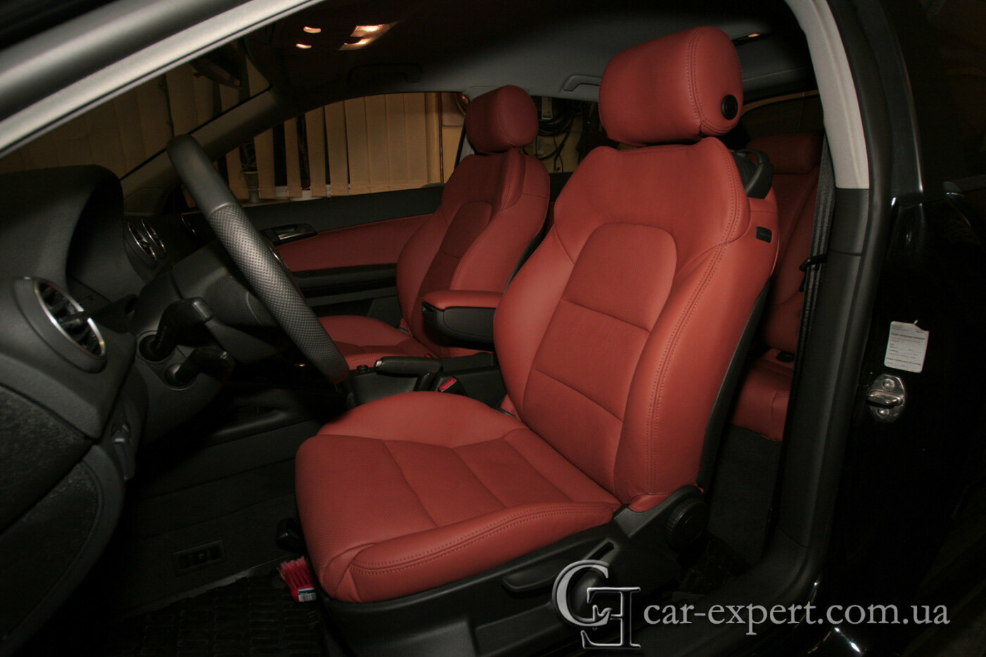 Перетяжка салона автомобиля, фото-5 Перетяжка салона автомобиля, фото-5