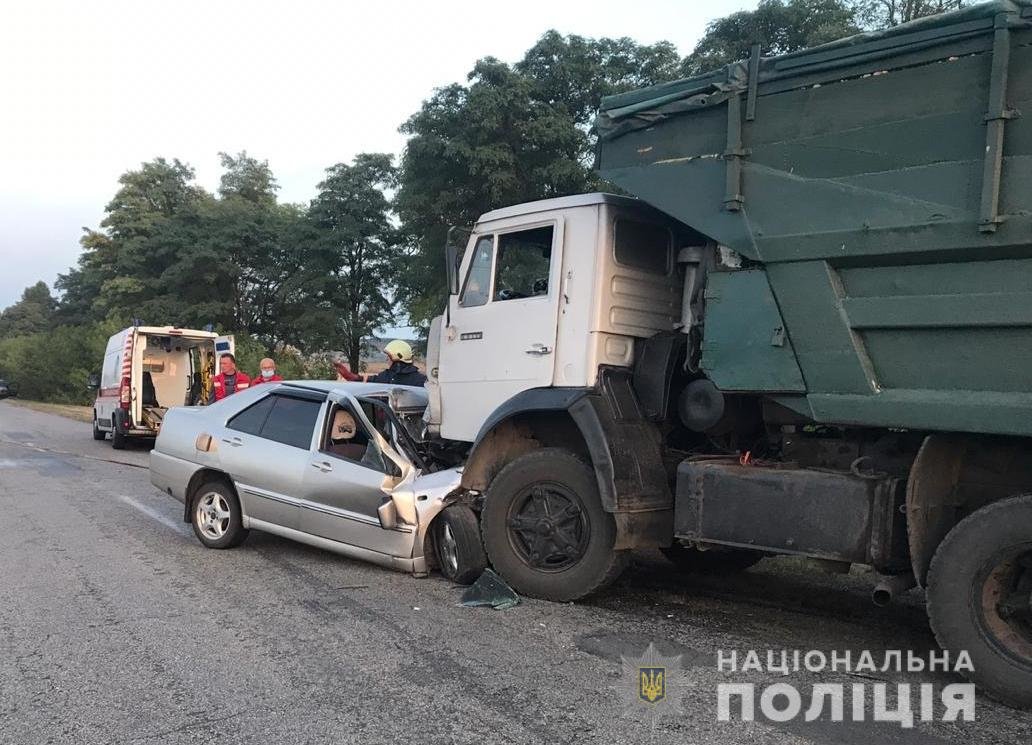 В ДТП под Киевом погибла мать с дочерью, ФОТО, фото-1 В ДТП под Киевом погибла мать с дочерью, ФОТО, фото-1