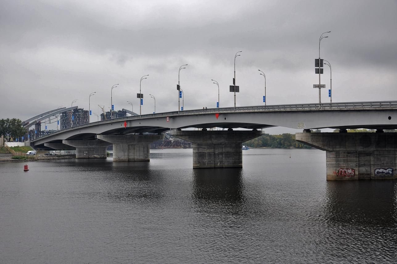 Лучшие мосты Киева, которые стоит увидеть каждому киевлянину своими глазами