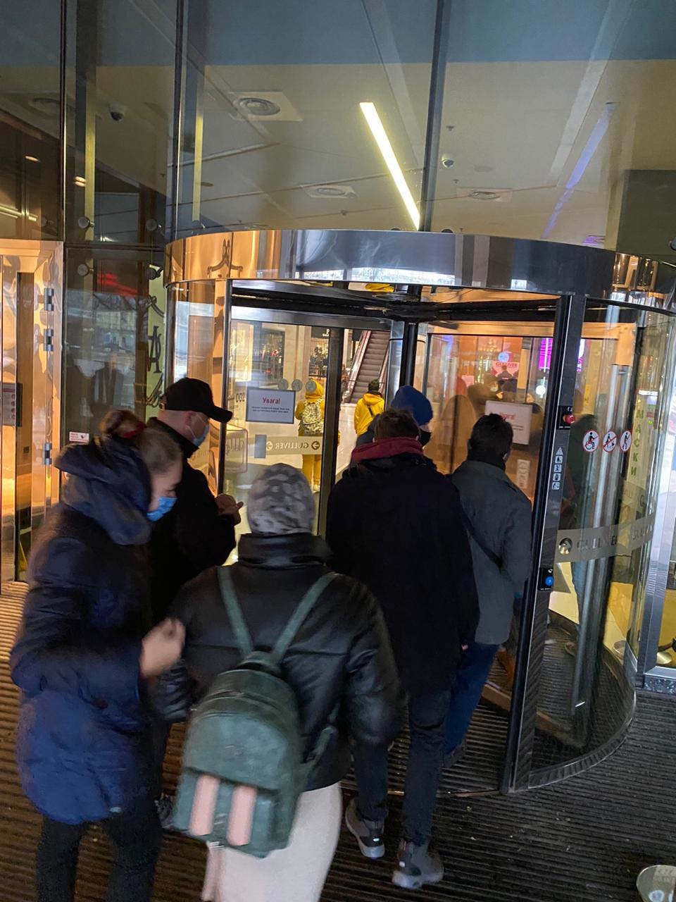"Гулливер", "Фокстрот" и выставка кошек: в Киеве составили 55 админпротоколов, фото-2, ресс-служба Главного управления Держпродспоживслужбы в Киеве.