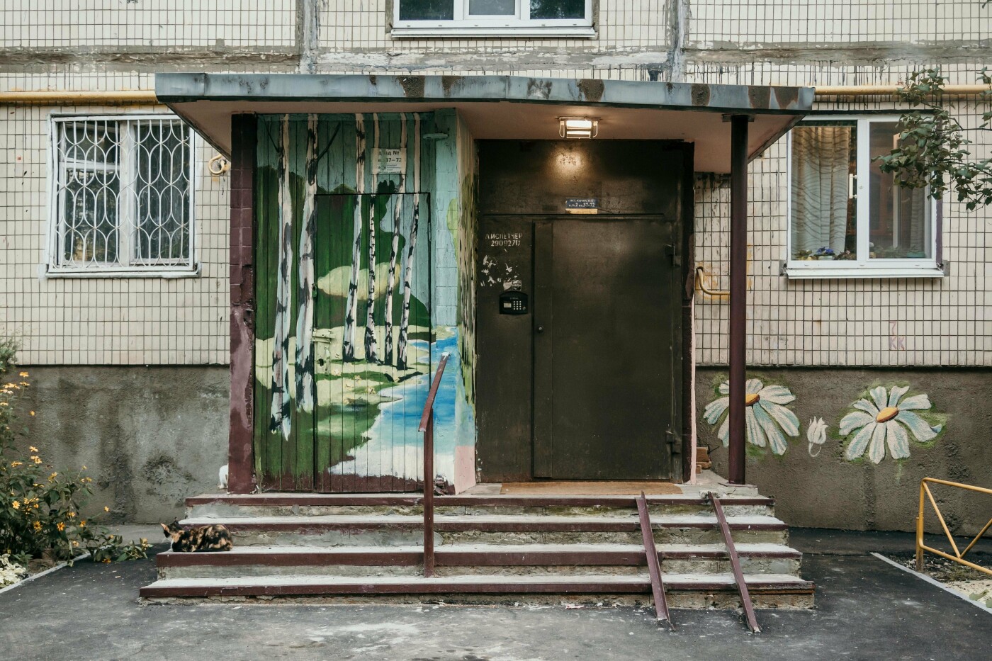10 необычных дверей Киева 10 необычных дверей Киева, Photo by: Marjan Blan