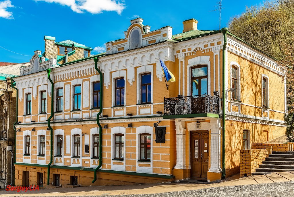 10 необычных дверей Киева 10 необычных дверей Киева, Photo by: Status Quo