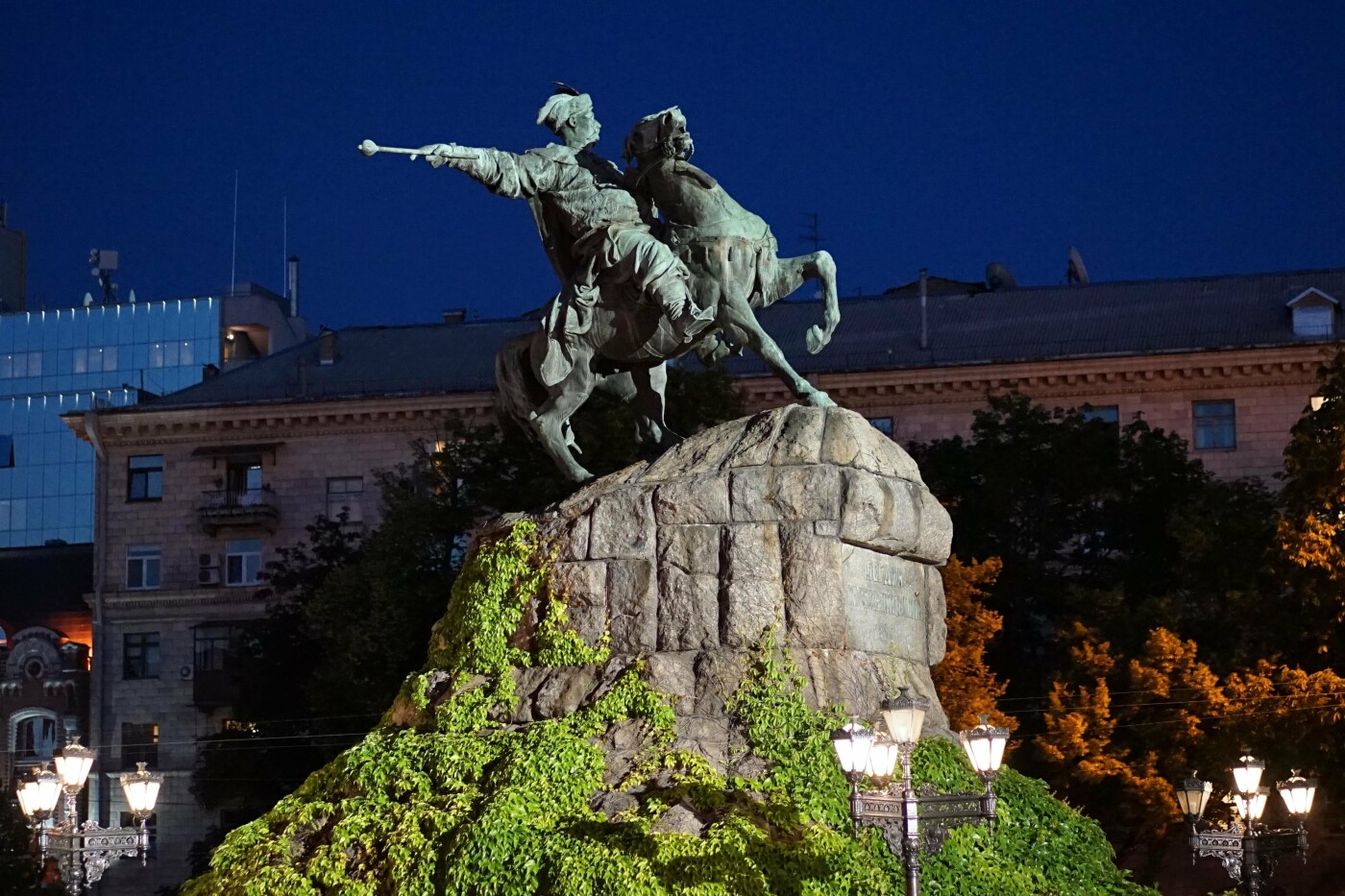 Легенды Киева. Памятник Богдану Хмельницкому. Легенды Киева. Памятник Богдану Хмельницкому., Photo by Robert Anasch