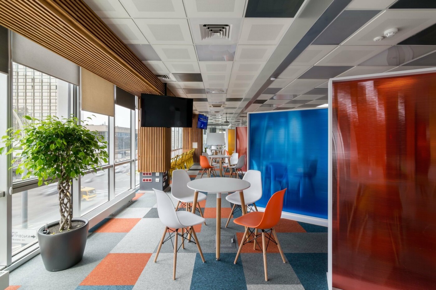 Где поработать удаленно: 25 самых популярных коворкингов Киева, Фото: peremoga
