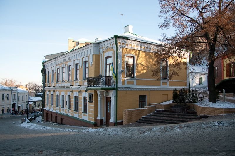 Дома в Киеве, где жили известные люди (ТОП-10)