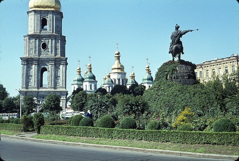 Киев в прошлом и теперь: 20 фото о том, как изменились самые популя... Киев в прошлом и теперь: 20 фото о том, как изменились самые популярные локации столицы, Фото: fun.livejorunal.com