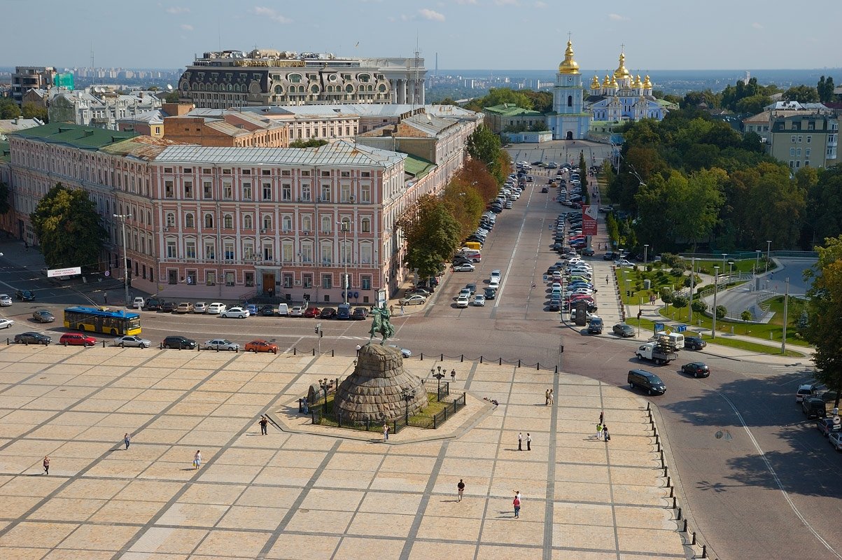 Главная площадь киева фото