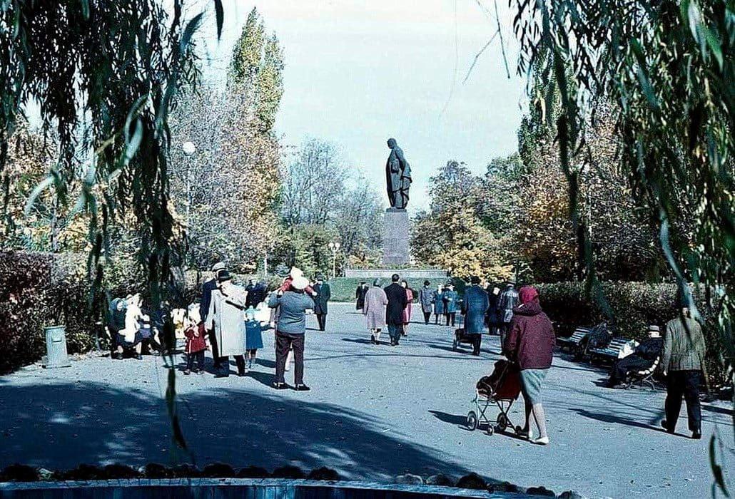 Как когда-то одевались киевляне — архивные фото, Фото: Клуб коренного киевлянина (Facebook)