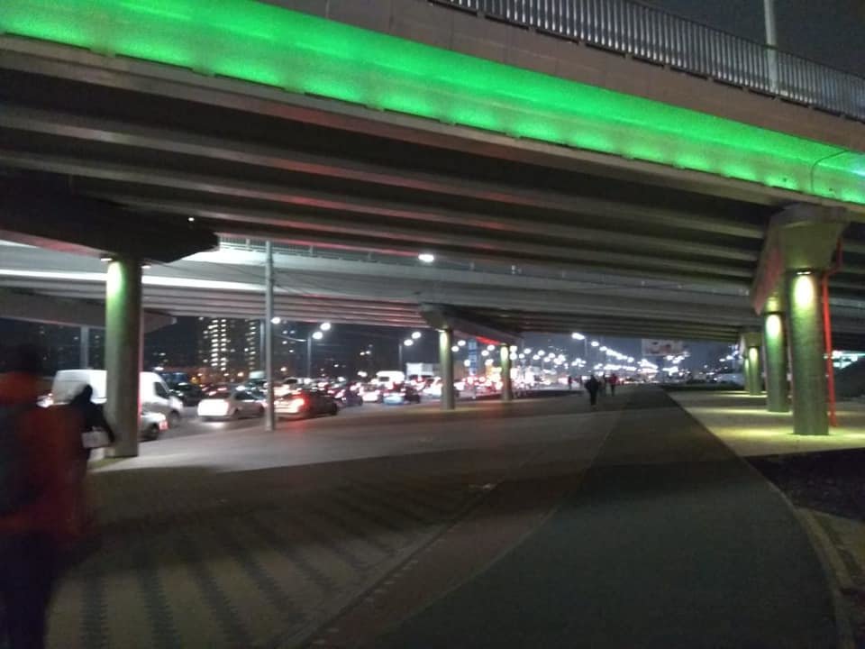 Более 500 LED - светильников установили на опорах и пролетных строениях., Пресс-служба КК "Киевавтодор" Пресс-служба КК "Киевавтодор"