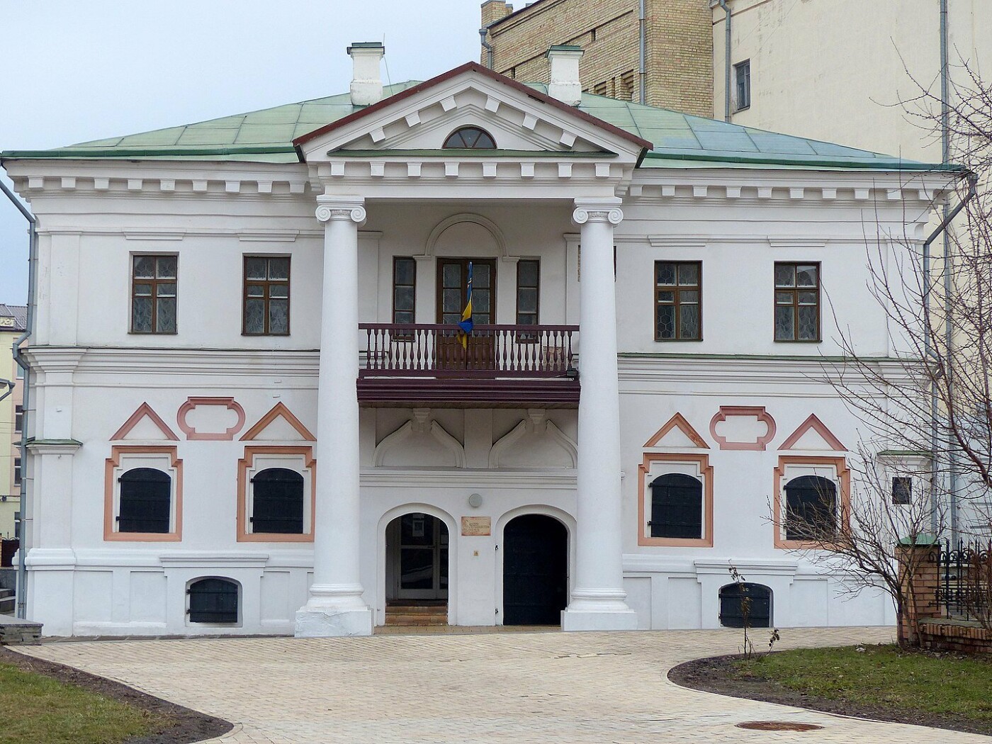 Фото старых домов в городе