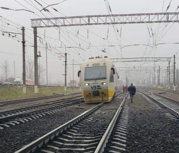 В Киеве сошел поезд с рейсов, Фото: Алексей Довгалюк
