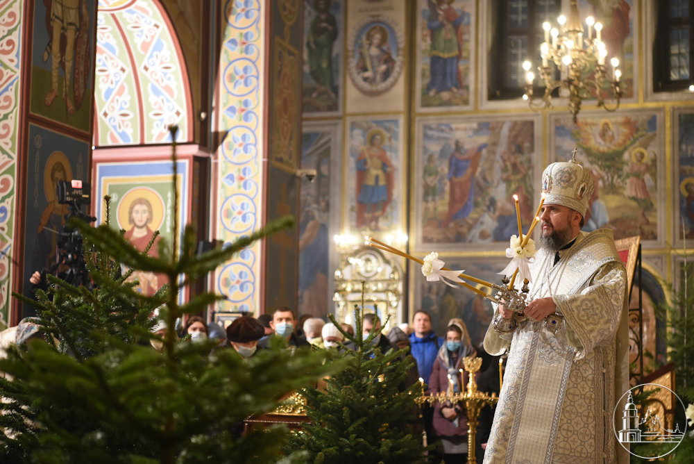 В Киевских церквях прошли Рождественские богослужения, Фото: Михайловский золотоверхий монастырь