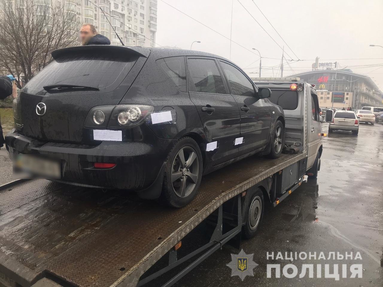 В Киевской области злоумышленники напали на людей и пытались их похитить, Фото: Національна Поліція