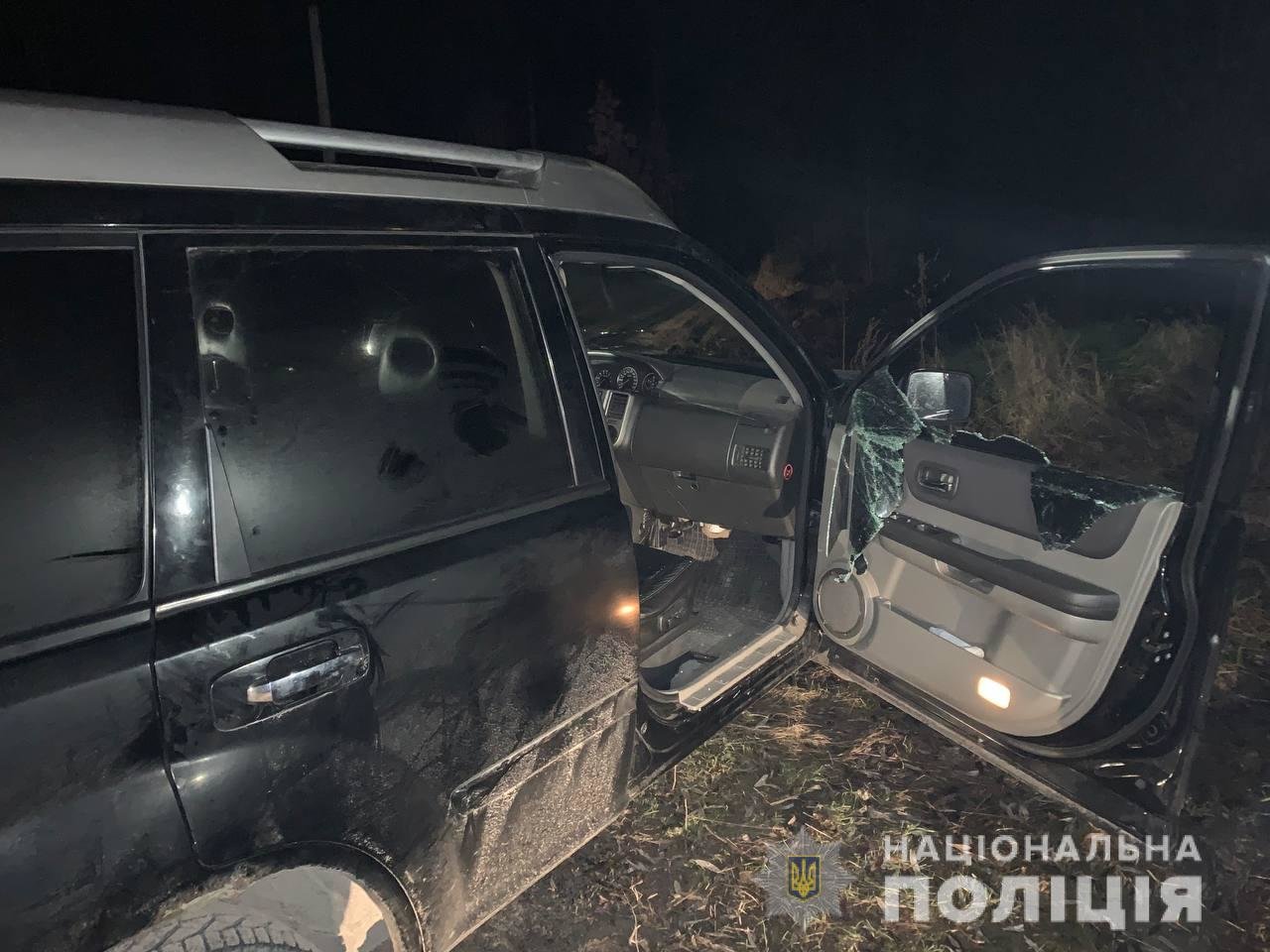 В Киевской области злоумышленники напали на людей и пытались их похитить, Фото: Національна Поліція