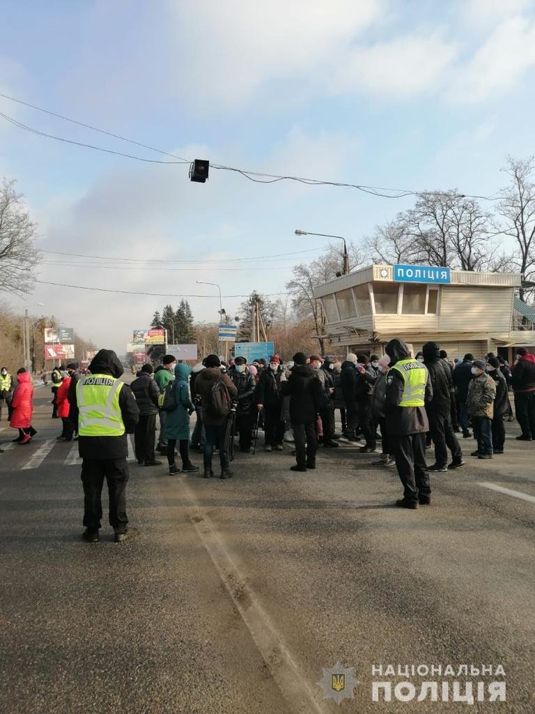 «Тарифные протесты» в Украине. Почему люди перекрывают трассы и как реагирует власть, - ФОТО, фото-1